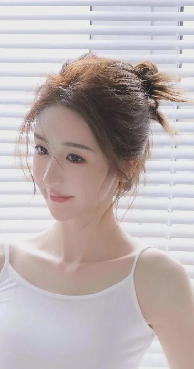 公么与儿女息厨房无套-公么与儿女息厨房无套老版V(图1)