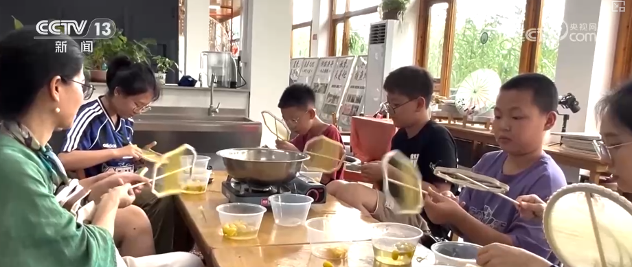边生活、边创业、边致富！千年水乡焕发蓬勃生机古老智慧释放发展新活力(图7)