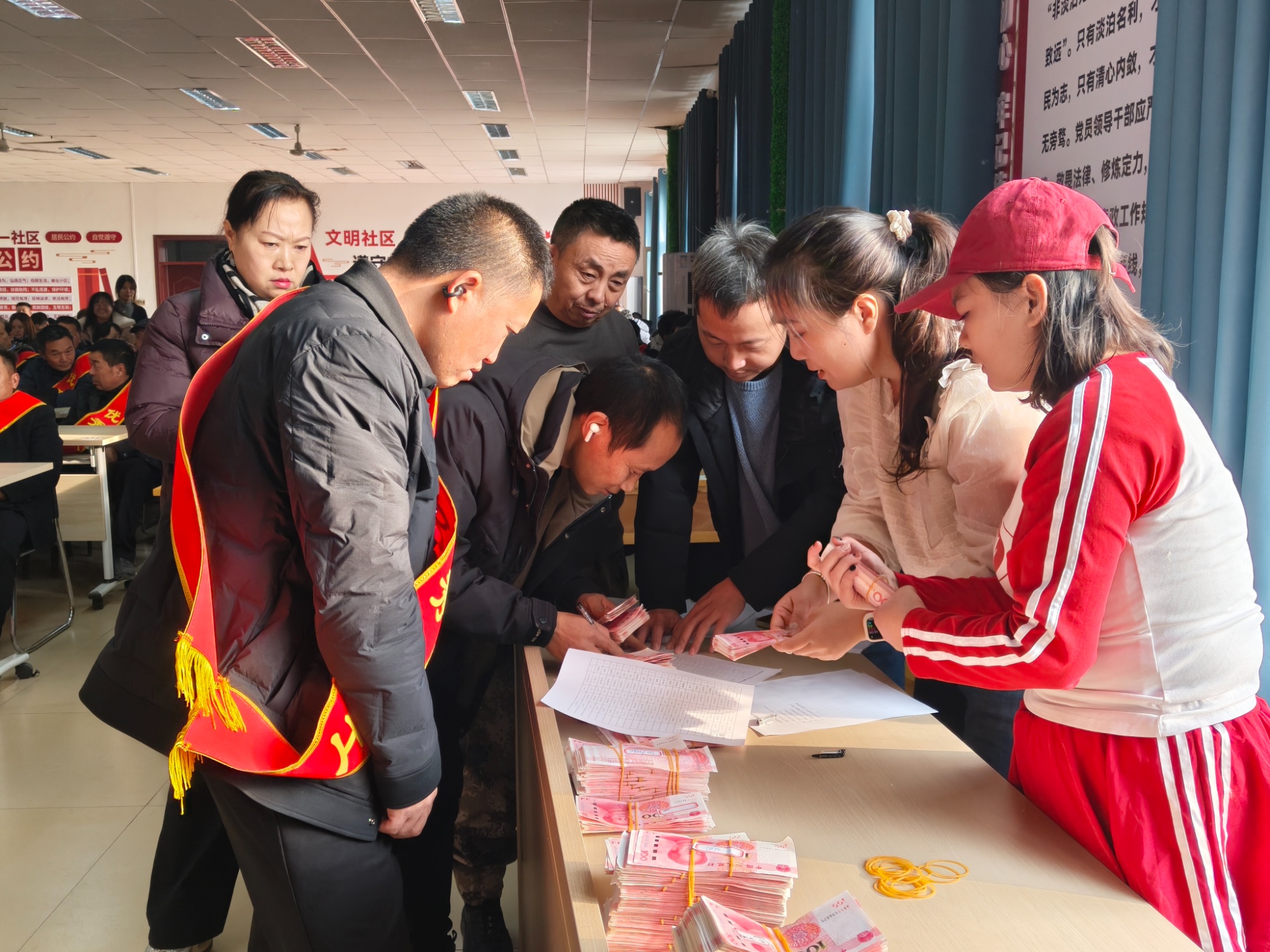 党建引领聚合力分红惠民促振兴(图3)
