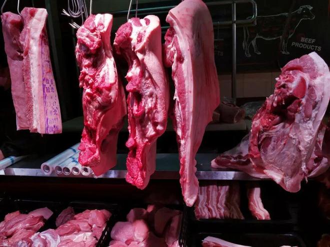 今年猪肉为啥这么便宜？养殖户说出5个残酷真相这是真没想到(图4)